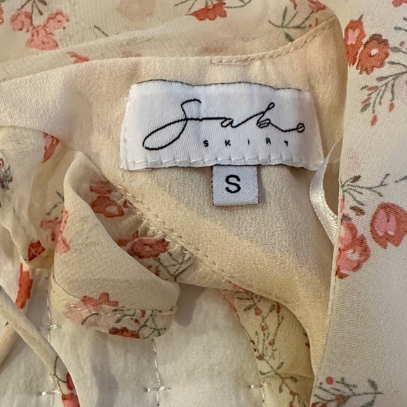 Floral Ruffle Dress - Picture 2 of 2